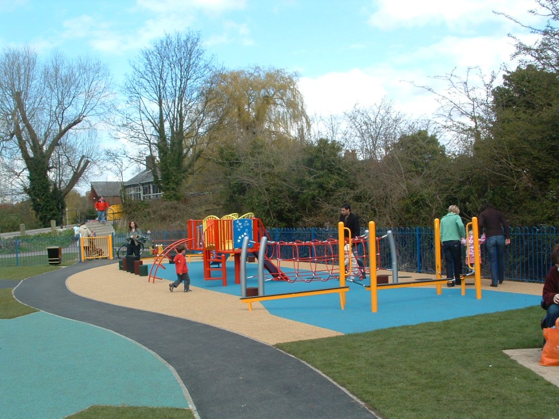 Why UK Playgrounds Don’t Provide Enough Play Opportunities